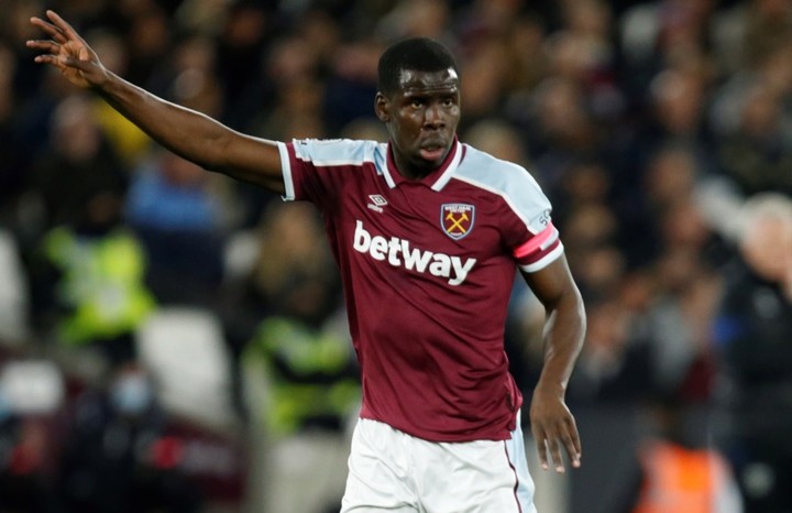 Tyran mačičiek Zouma je napriateľom fanúšikov. Zastal sa ho spoluhráč
